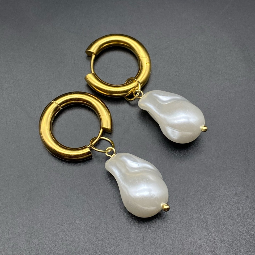 PEARLA EARRINGS